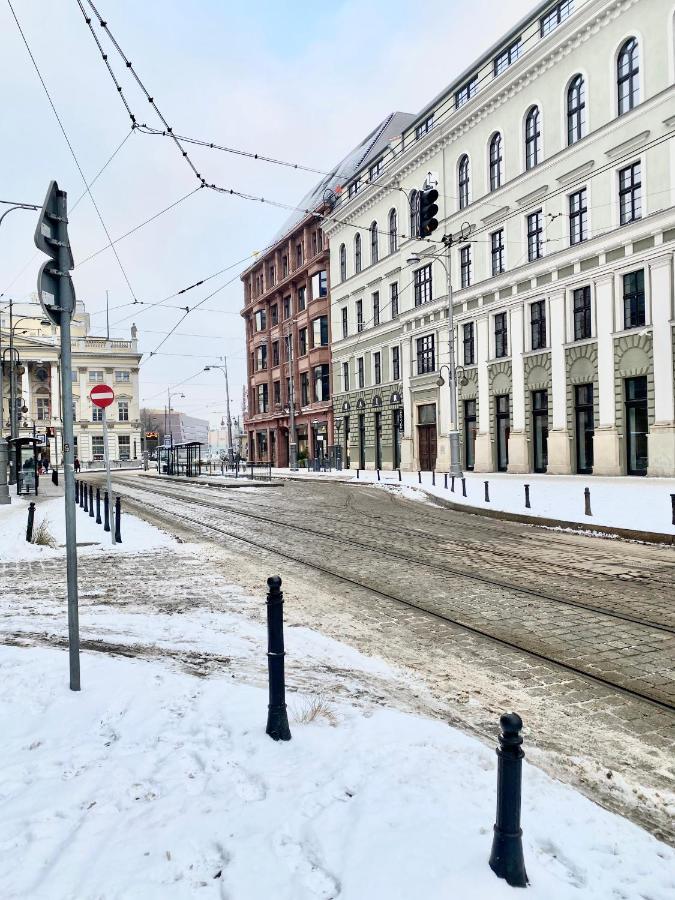 Apartament Good Morning Wroclaw 1 Pietro - Klima - 100M Rynek - Netflix - Parking W Cenie Exteriör bild