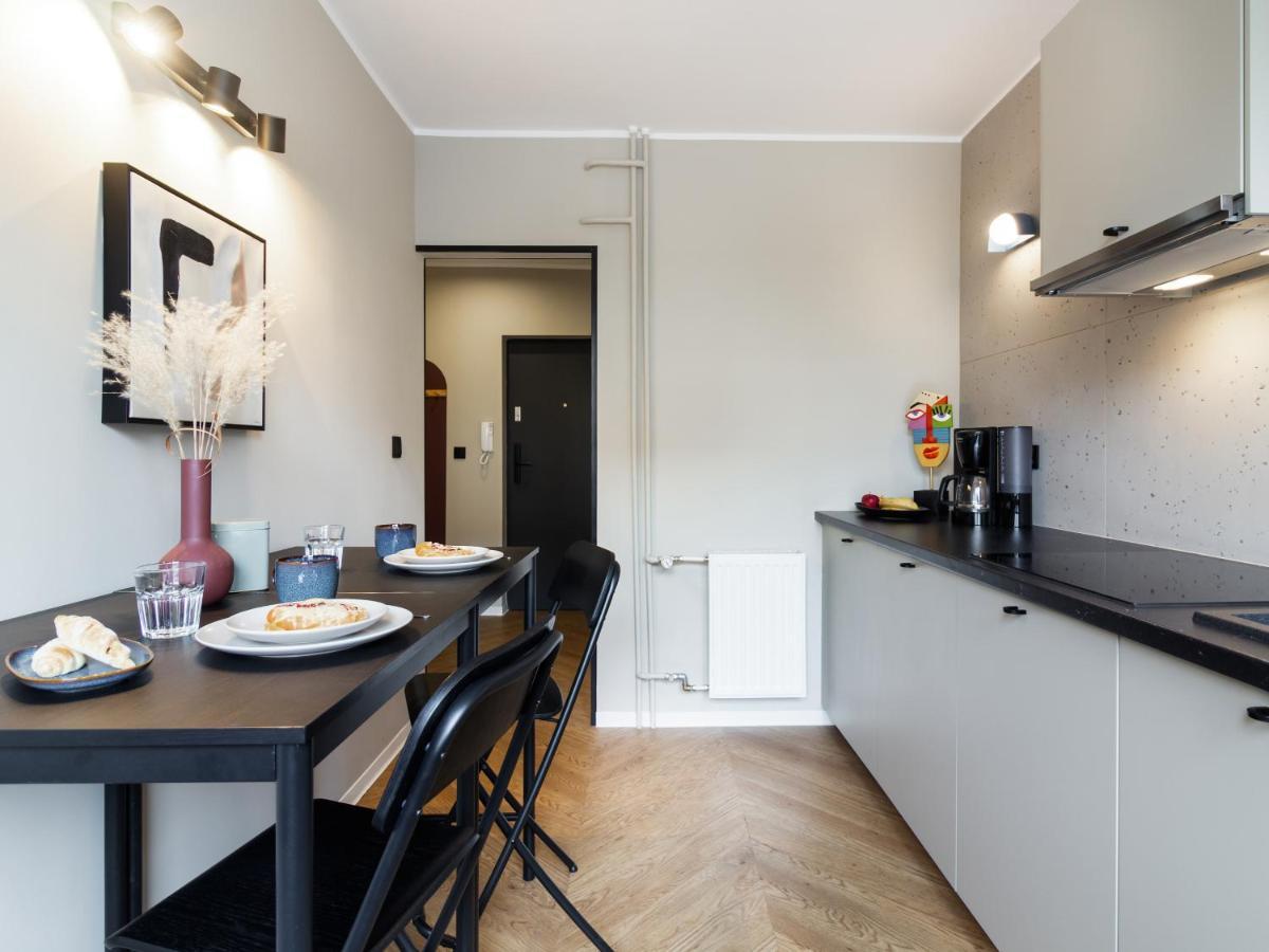 Apartament Good Morning Wroclaw 1 Pietro - Klima - 100M Rynek - Netflix - Parking W Cenie Exteriör bild